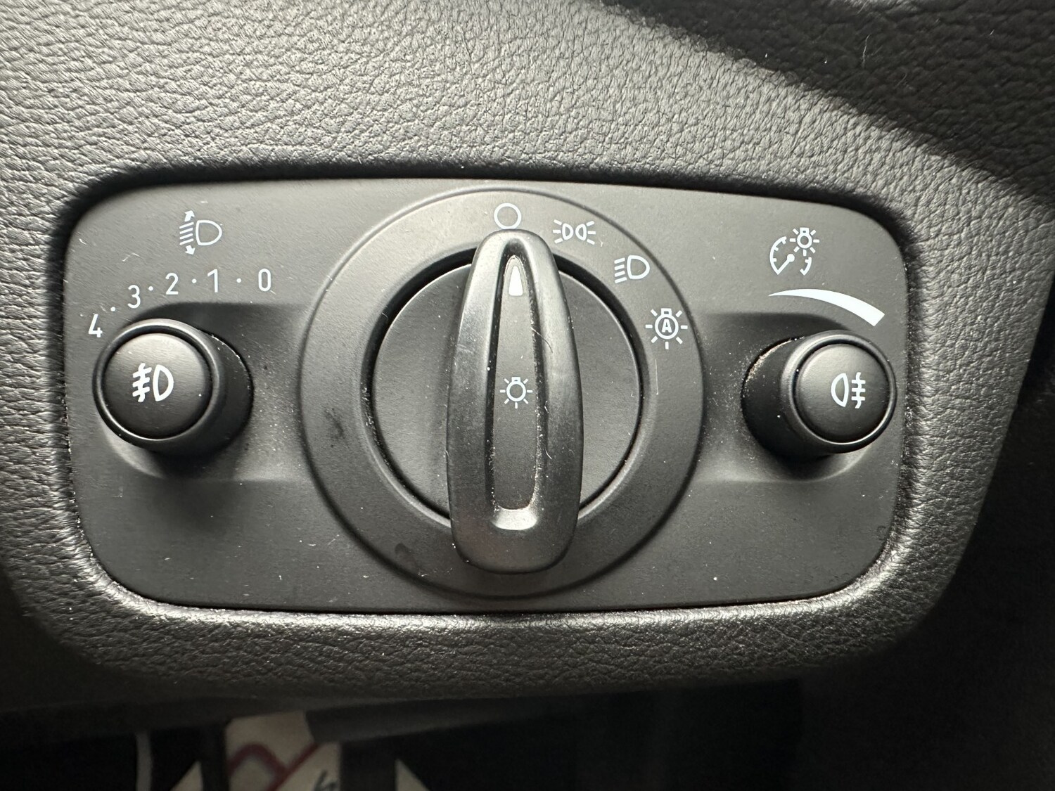 Used Ford Grand C-Max 2016 for sale - 77792877: Photo 18