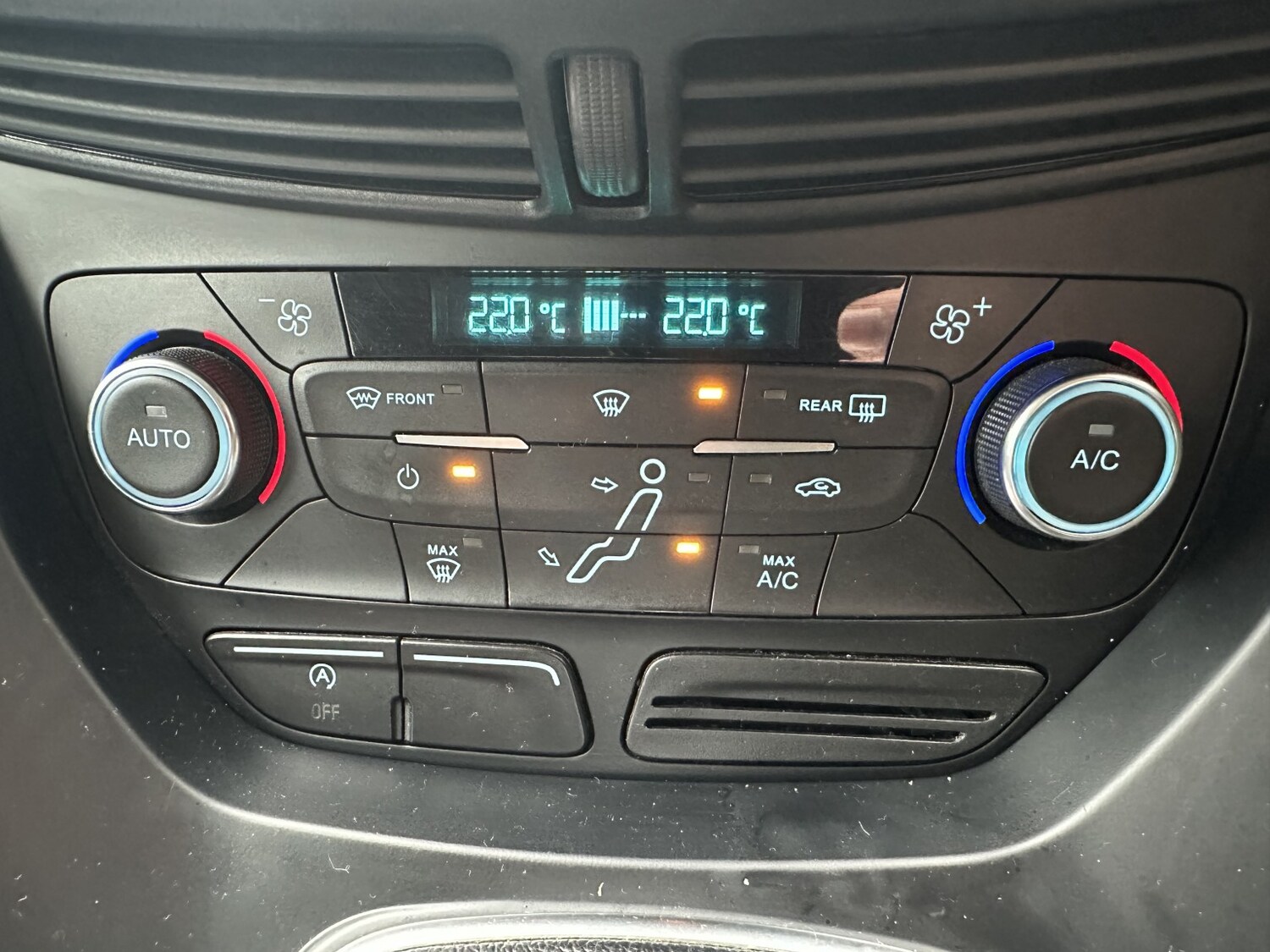 Used Ford Grand C-Max 2016 for sale - 77792877: Photo 21