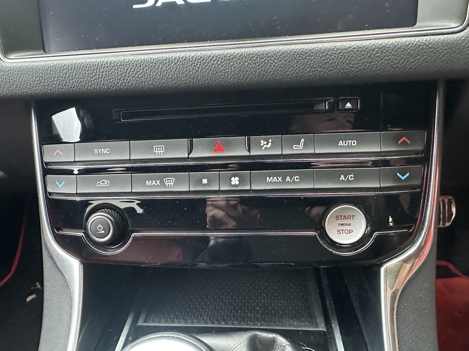 Used Jaguar XF 2016 for sale - 77303573: Photo 16