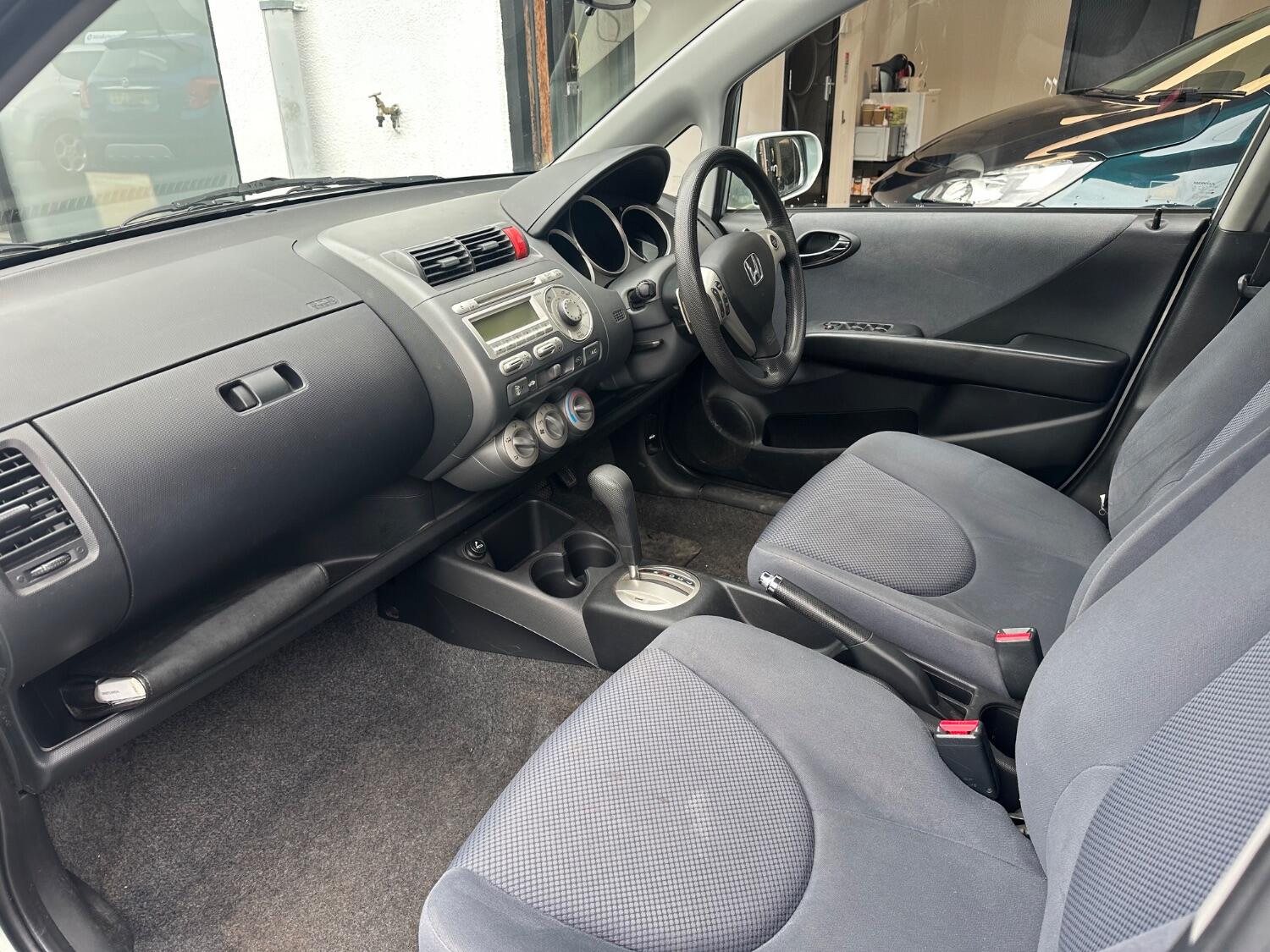 Used Honda Jazz 2007 for sale - 76358063: Photo 9
