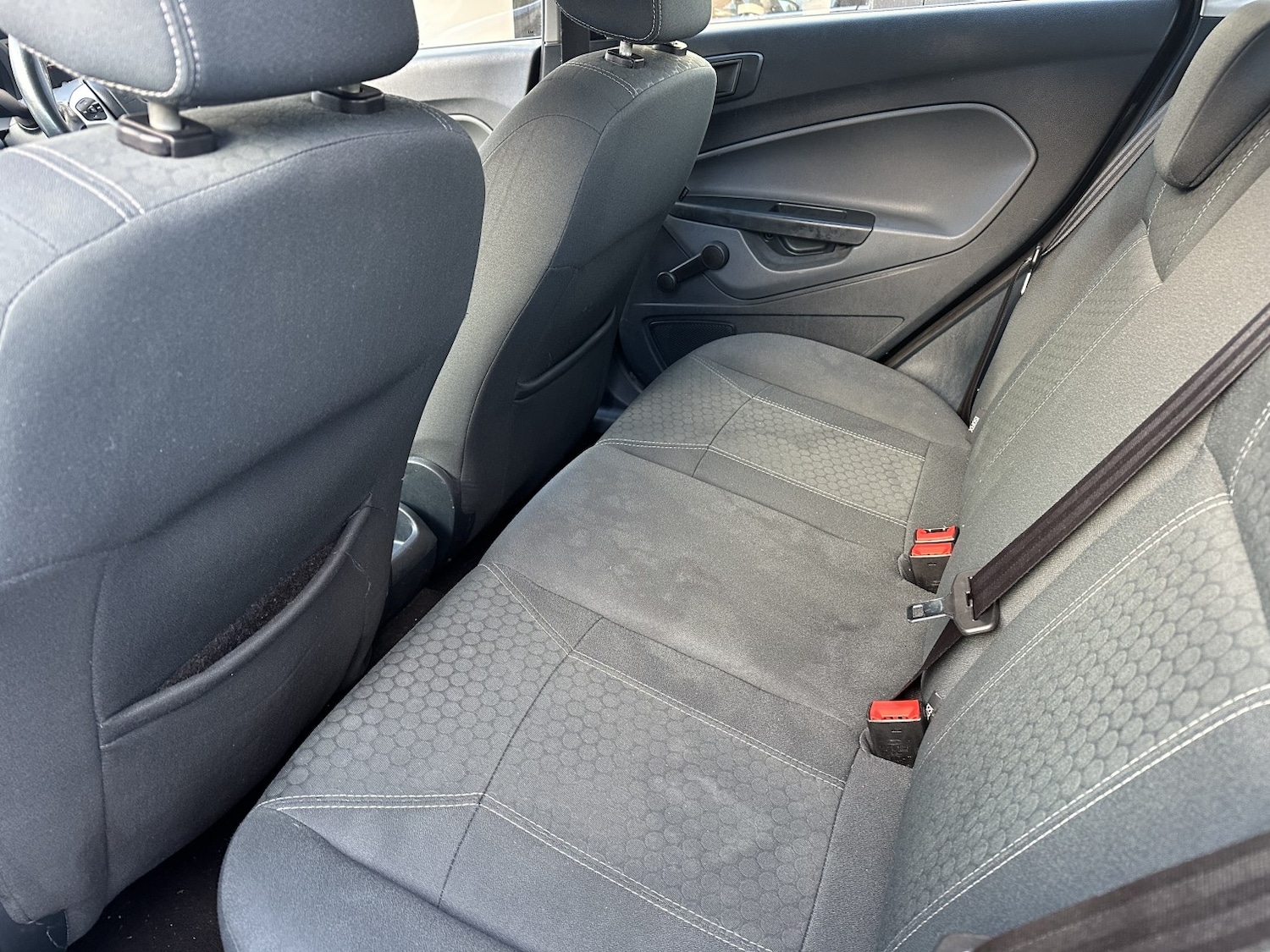 Used Ford Fiesta 2011 for sale - 76687208: Photo 10