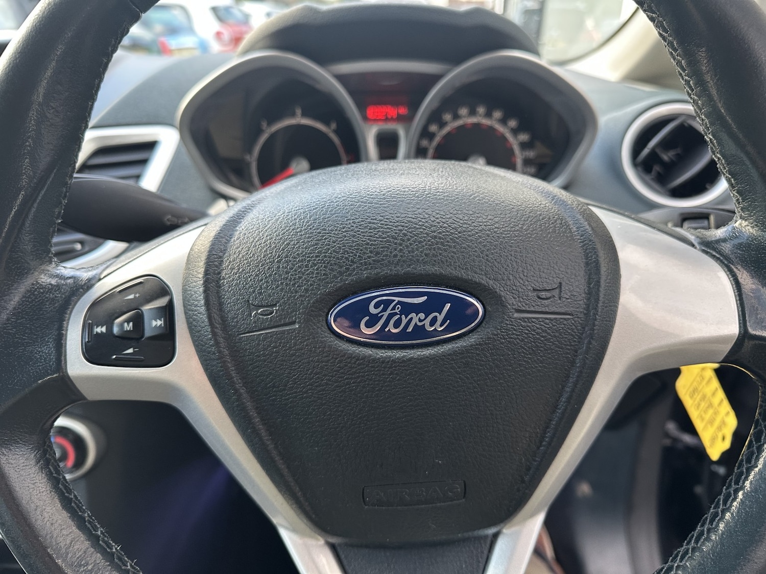 Used Ford Fiesta 2011 for sale - 76687208: Photo 11