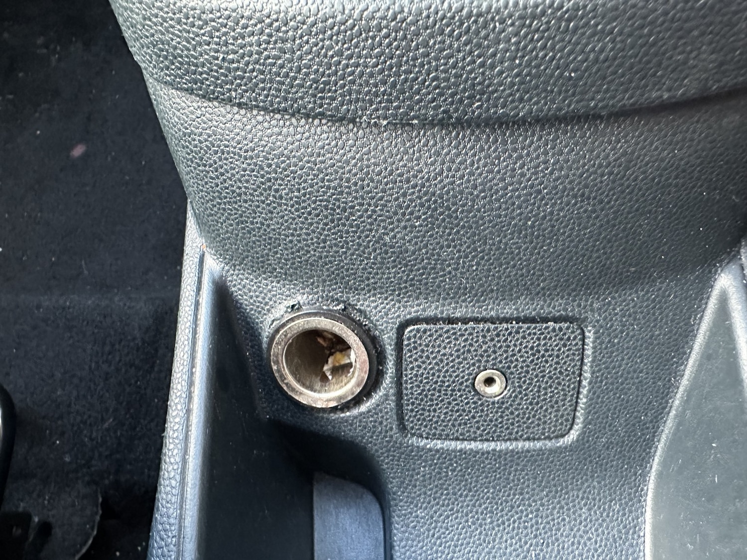 Used Ford Fiesta 2011 for sale - 76687208: Photo 16