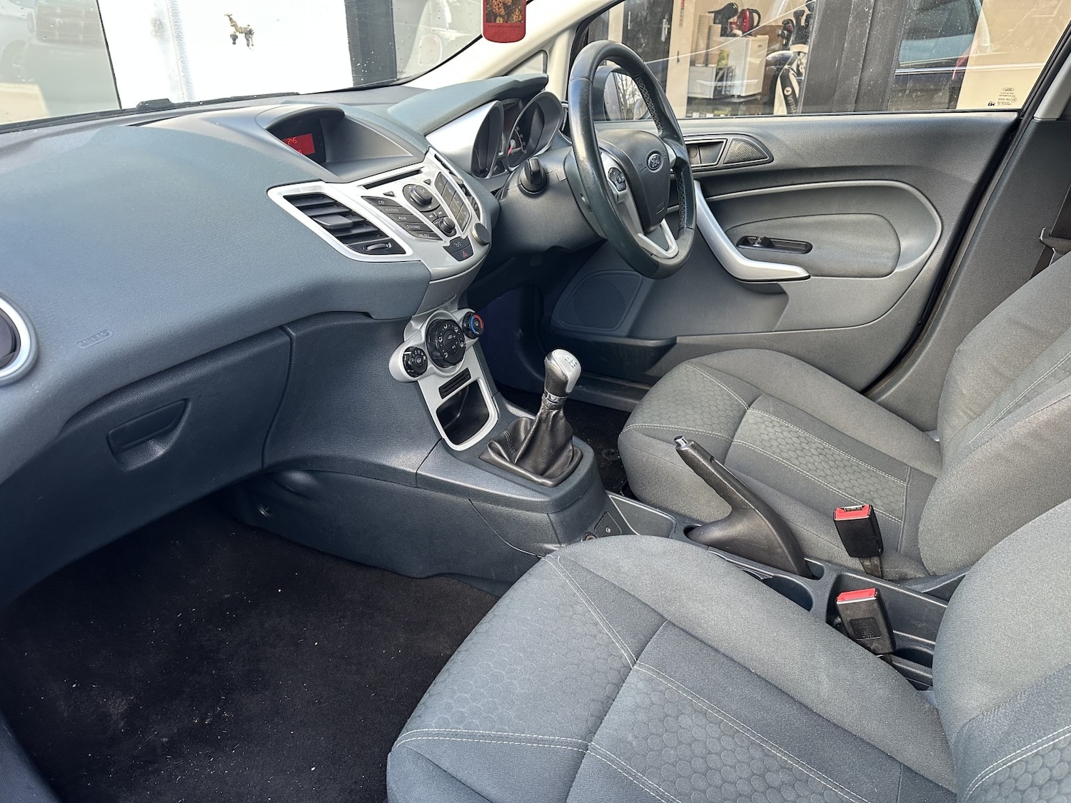 Used Ford Fiesta 2011 for sale - 76687208: Photo 8