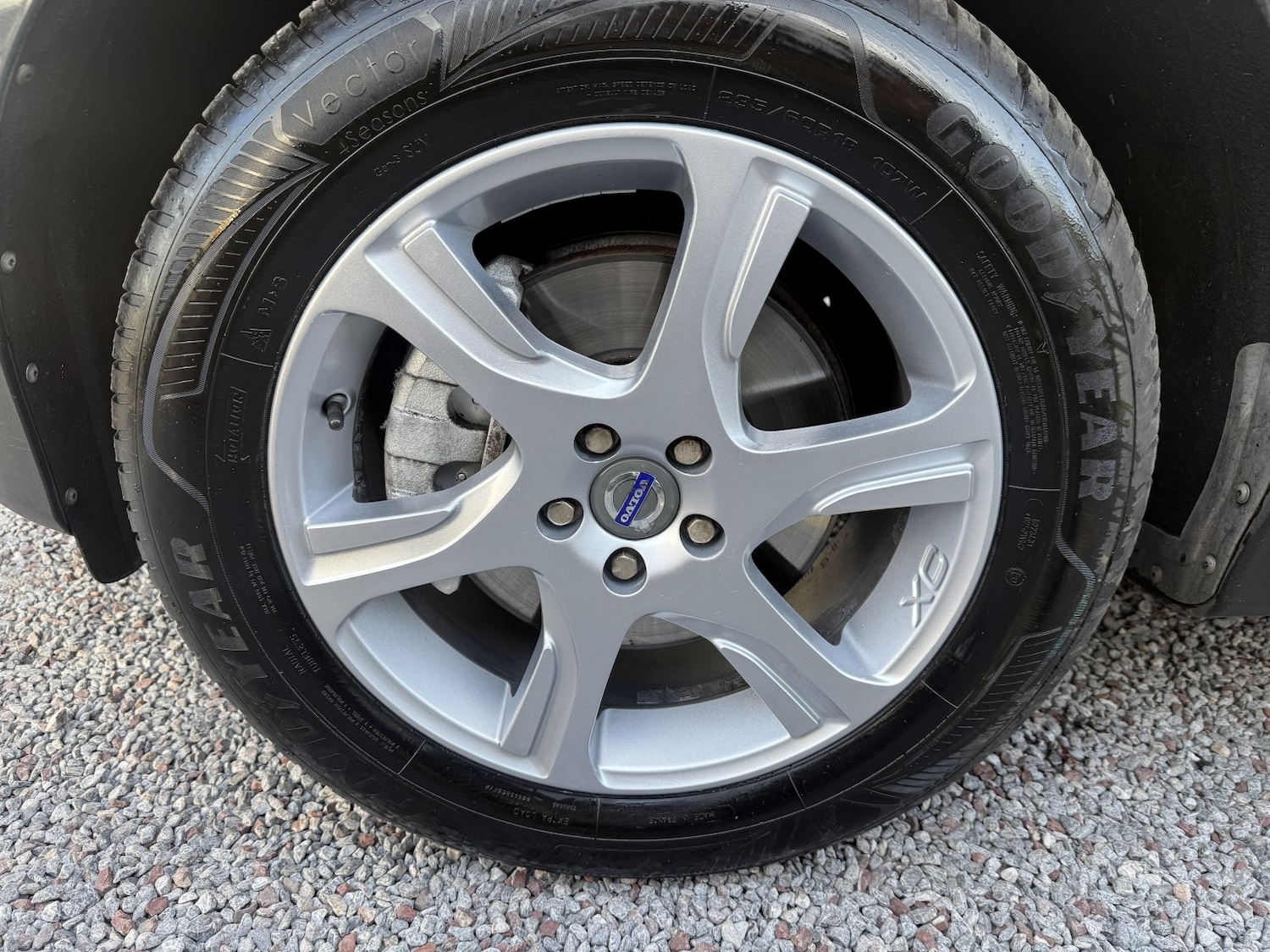 Used Volvo XC60 2010 for sale - 76225284: Photo 13