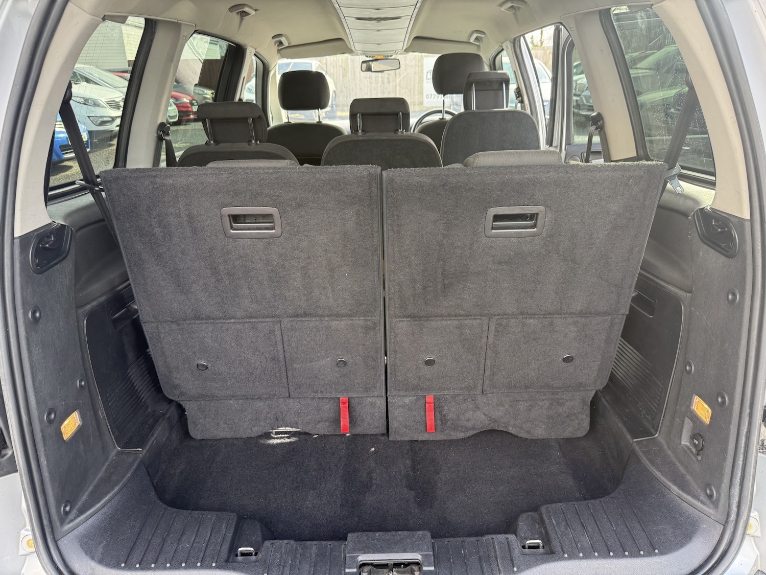 Used Ford Galaxy 2014 for sale - 77881018: Photo 14