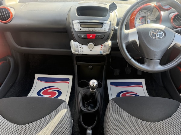 Used Toyota AYGO 2013 for sale - 76242895: Photo 9