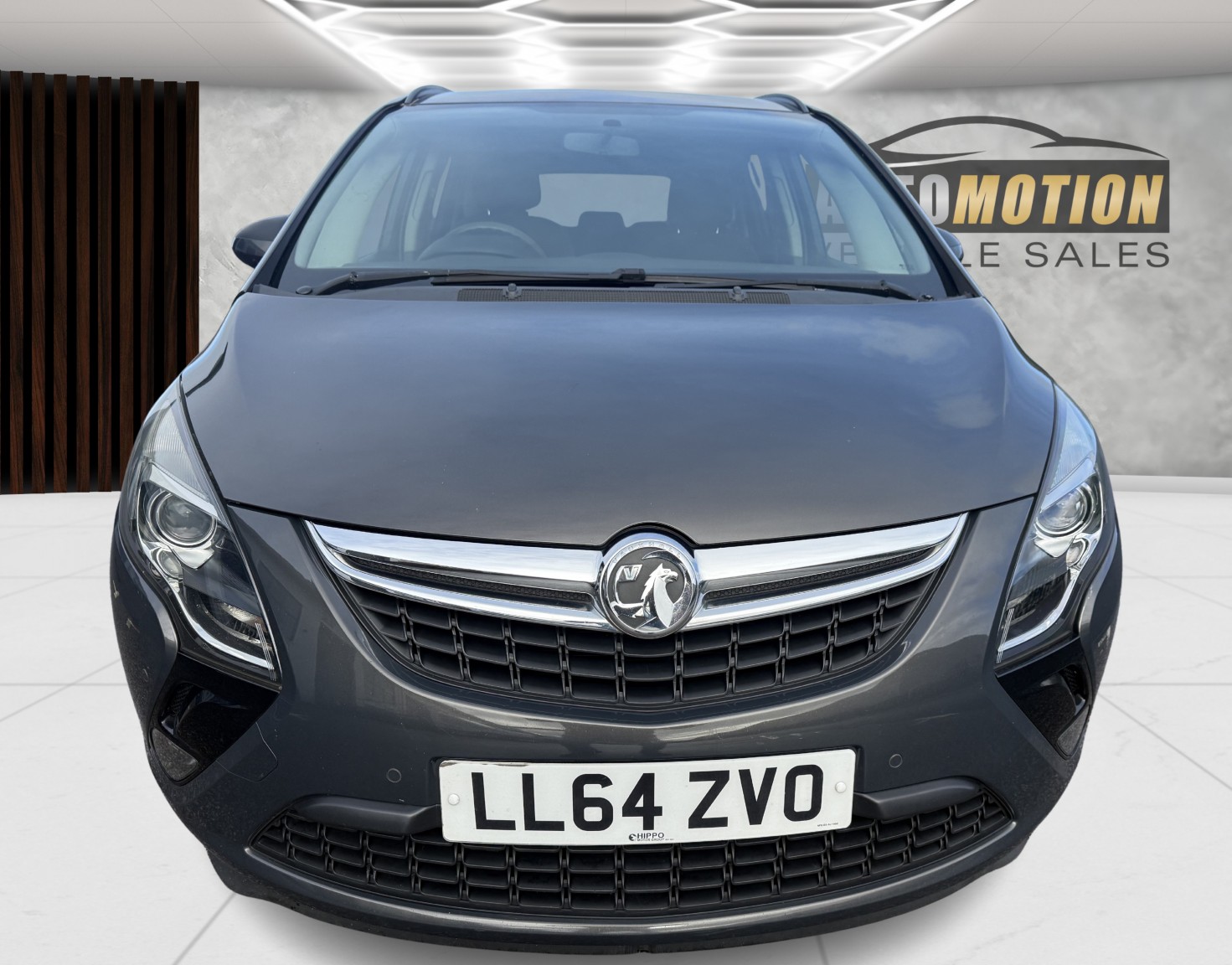 Used Vauxhall Zafira Tourer 2015 for sale - 76439838: Photo 2
