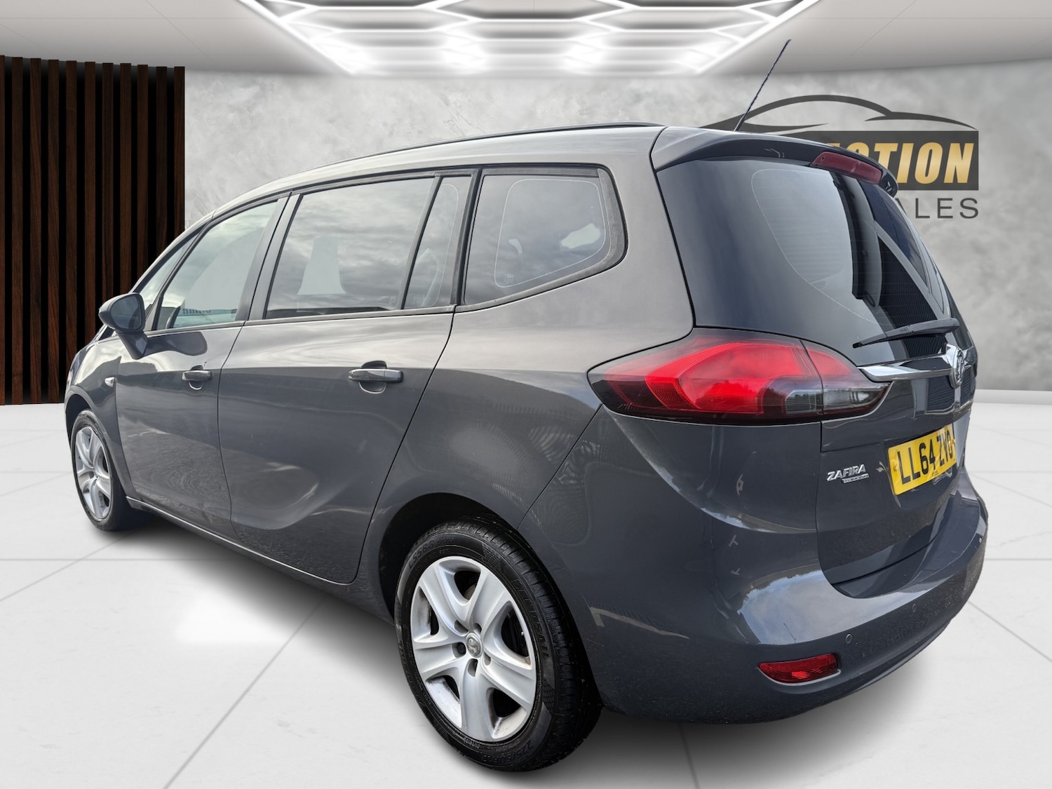 Used Vauxhall Zafira Tourer 2015 for sale - 76439838: Photo 5