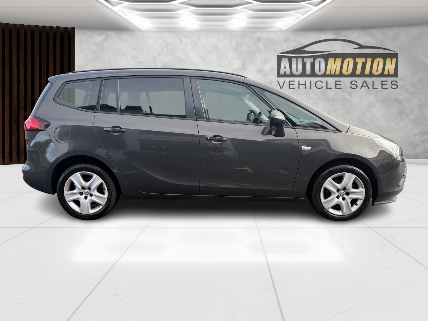 Used Vauxhall Zafira Tourer 2015 for sale - 76439838: Photo 8