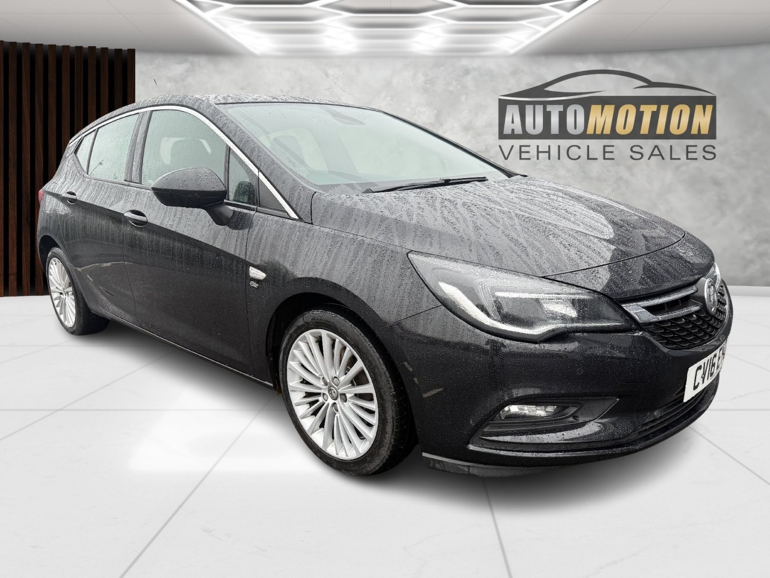 Used Vauxhall Astra 2016 for sale - 76643330: Photo 1