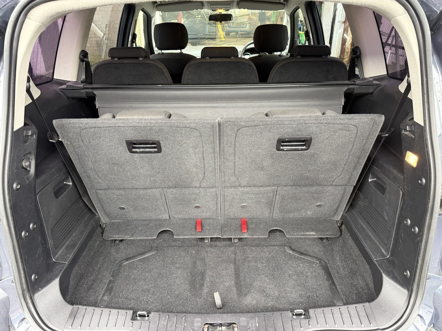 Used Ford S-Max 2013 for sale - 77595362: Photo 12