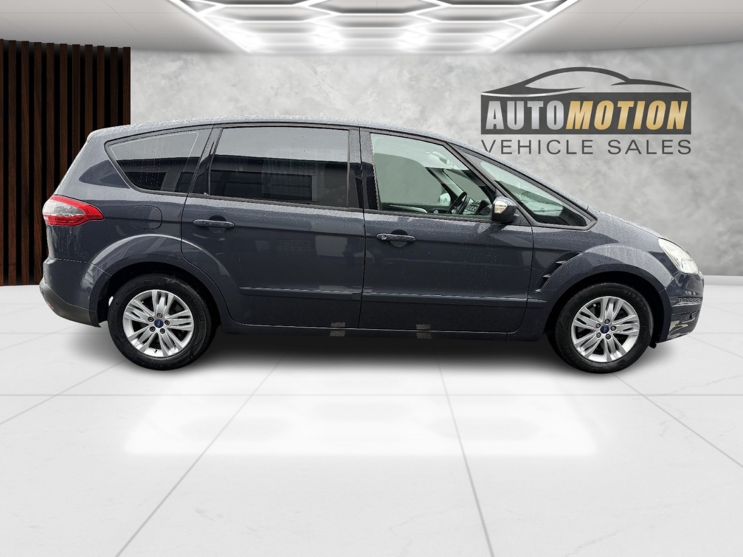 Used Ford S-Max 2013 for sale - 77595362: Photo 8