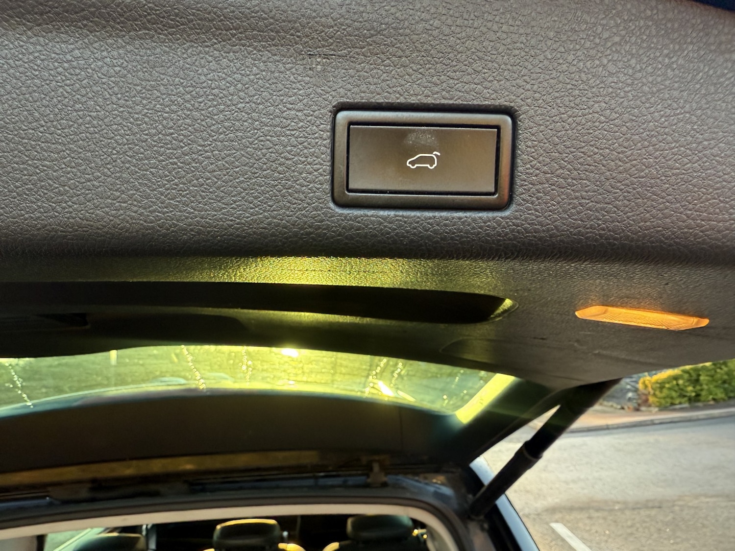 Used Volkswagen Sharan 2015 for sale - 76769914: Photo 17