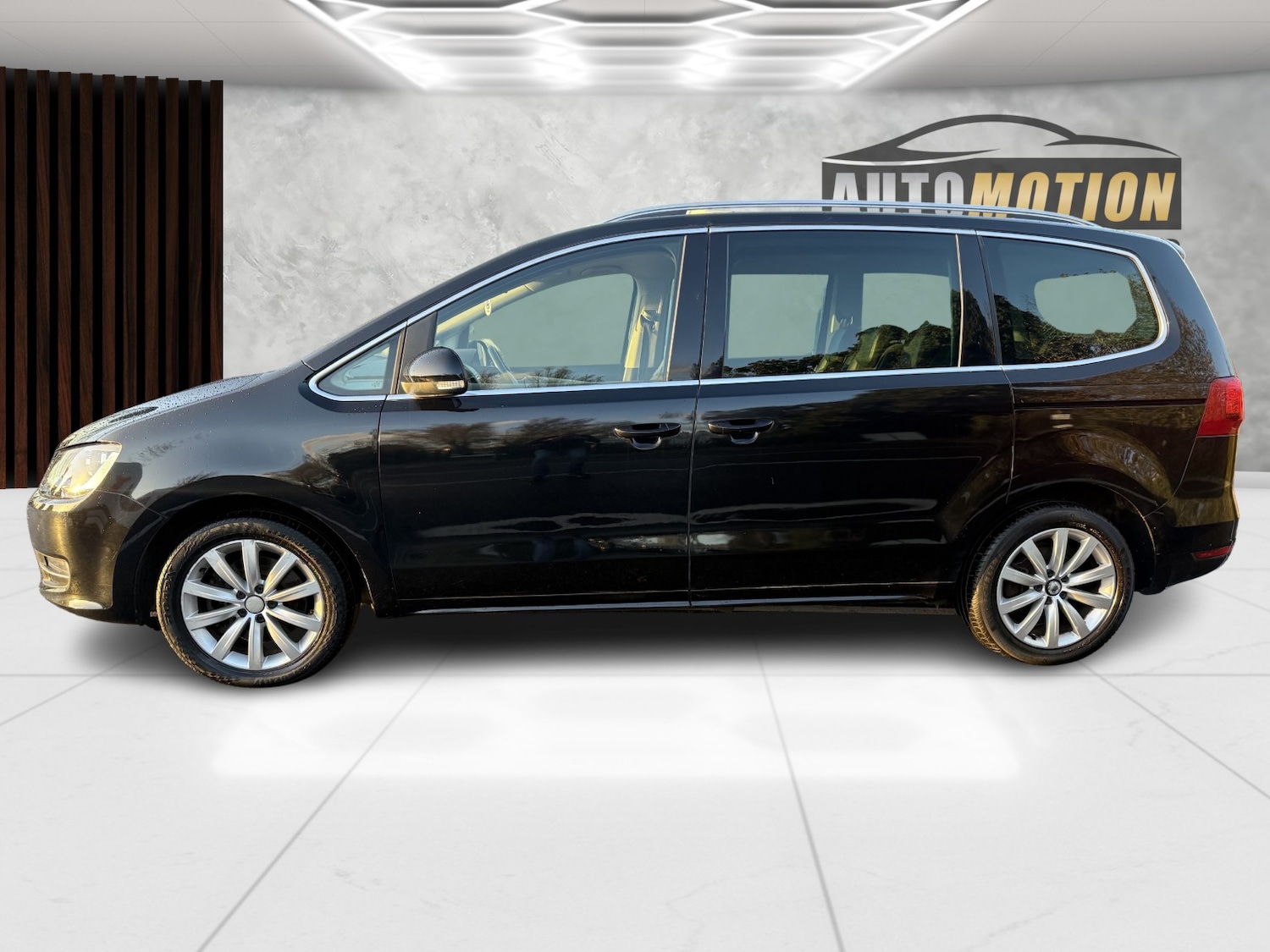 Used Volkswagen Sharan 2015 for sale - 76769914: Photo 4