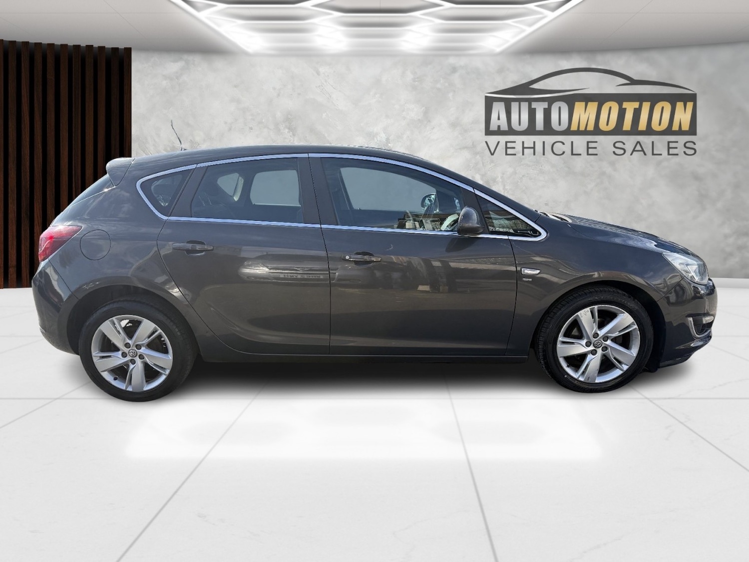 Used Vauxhall Astra 2013 for sale - 78031759: Photo 8