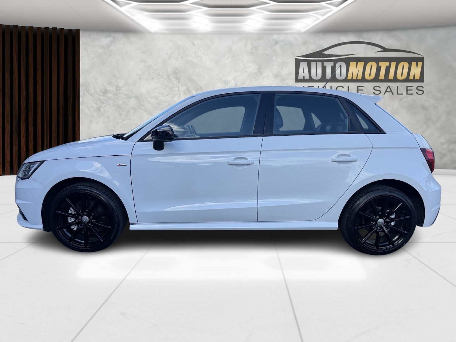 Used Audi A1 2015 for sale - 76268497: Photo 4