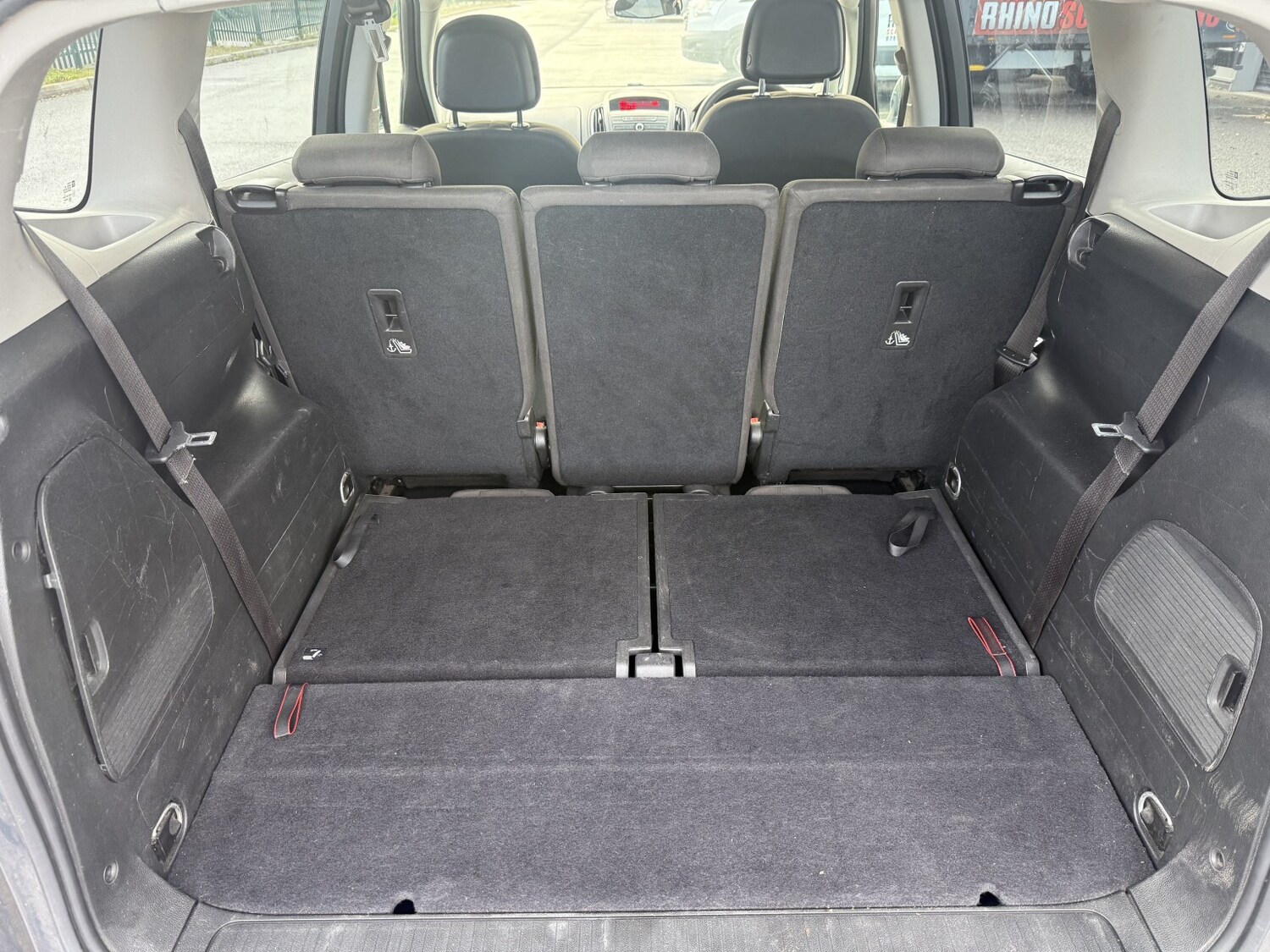 Used Vauxhall Zafira Tourer 2015 for sale - 77370678: Photo 14