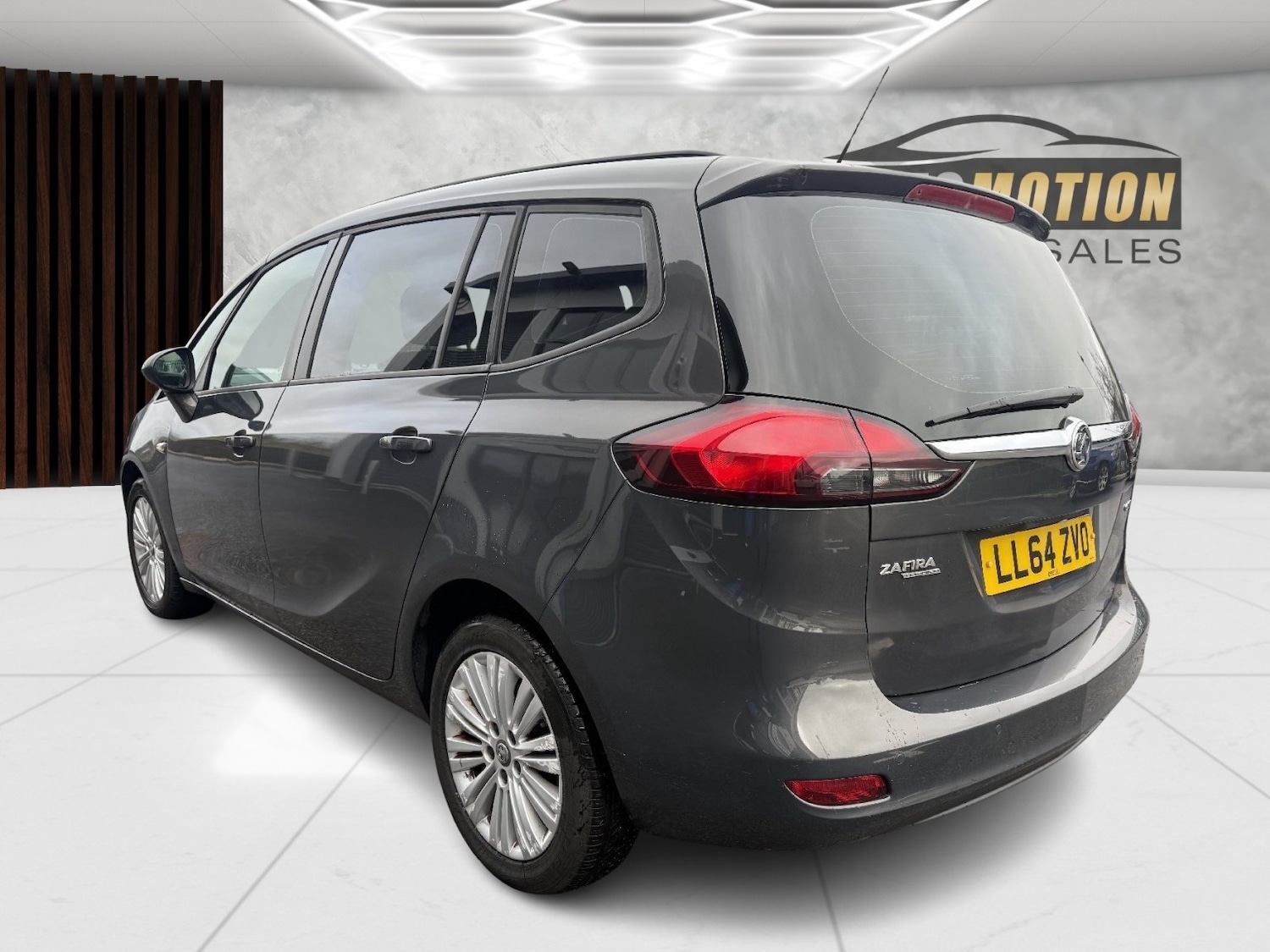 Used Vauxhall Zafira Tourer 2015 for sale - 77370678: Photo 5