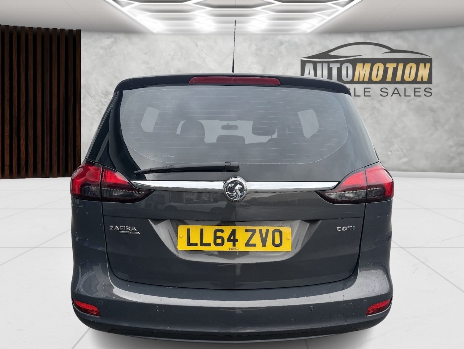 Used Vauxhall Zafira Tourer 2015 for sale - 77370678: Photo 6
