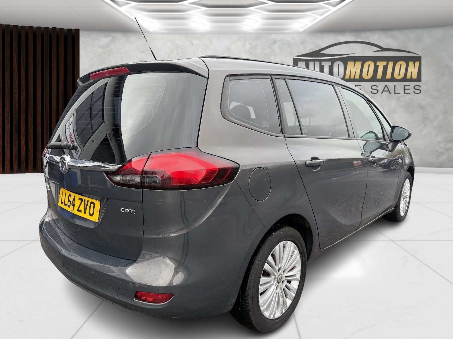 Used Vauxhall Zafira Tourer 2015 for sale - 77370678: Photo 7