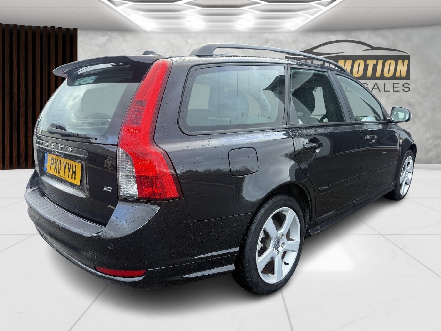 Used Volvo V50 2011 for sale - 76848692: Photo 7