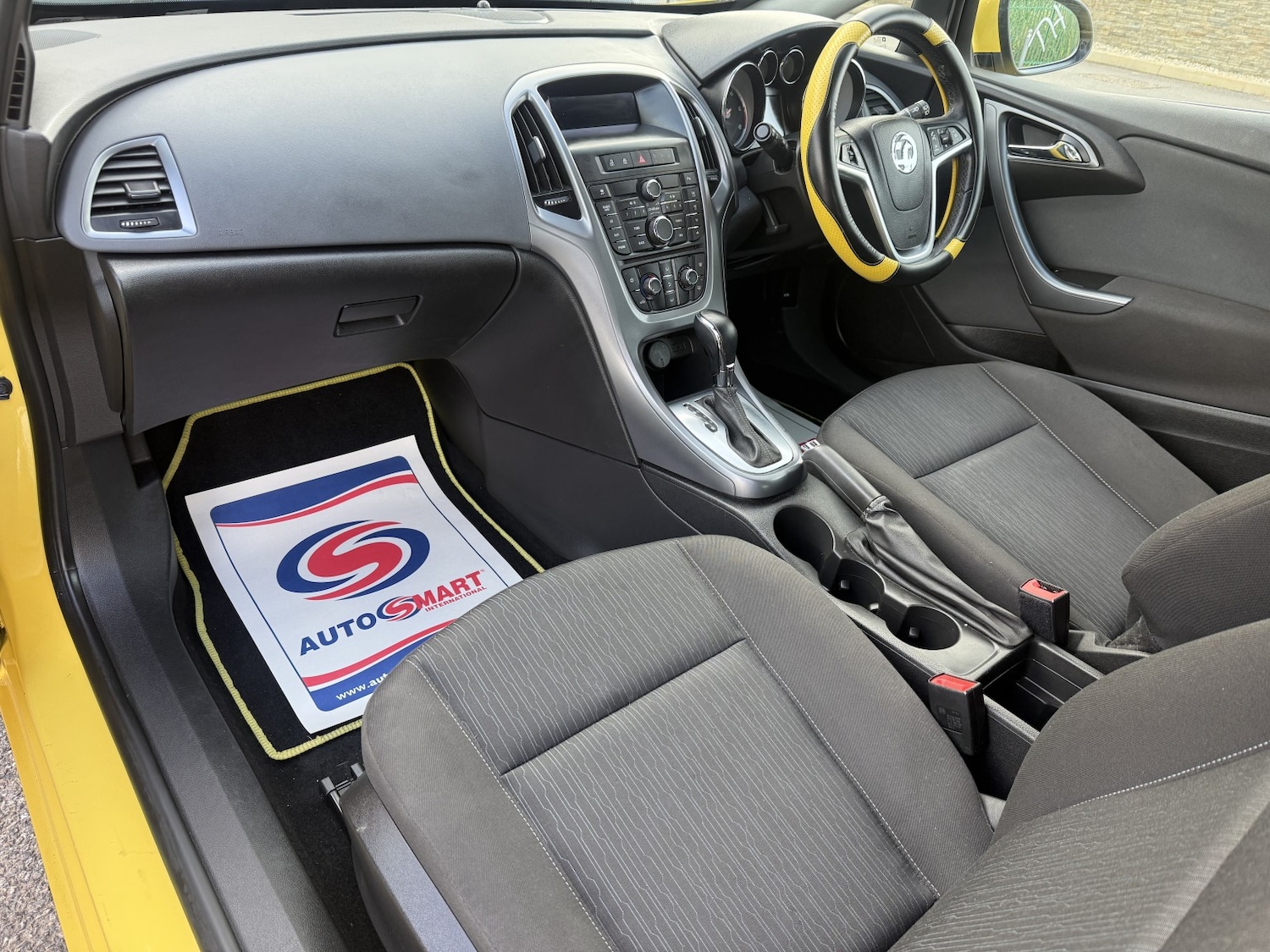 Used Vauxhall Astra GTC 2014 for sale - 78038907: Photo 11