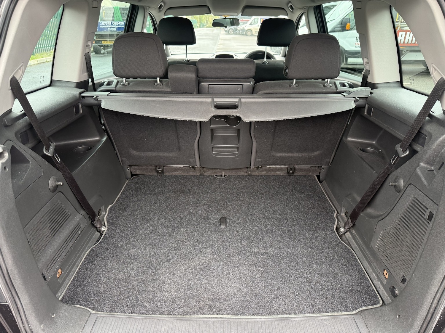 Used Vauxhall Zafira 2010 for sale - 78209940: Photo 17