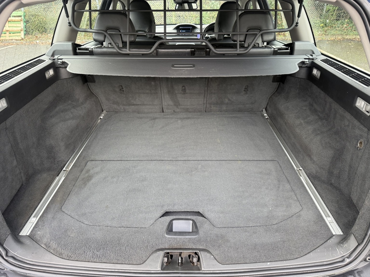 Used Volvo XC70 2012 for sale - 76643363: Photo 12