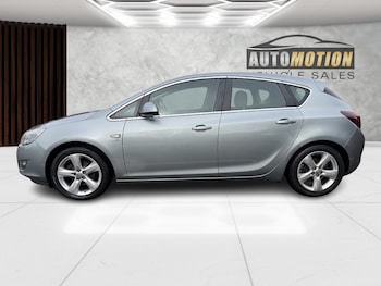 Used Vauxhall Astra 2012 for sale - 77584520: Photo