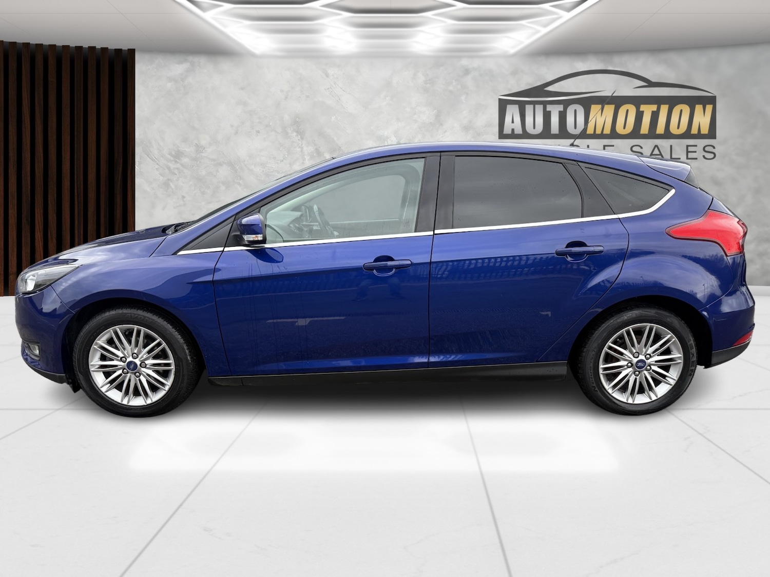 Used Ford Focus 2017 for sale - 76482910: Photo 4