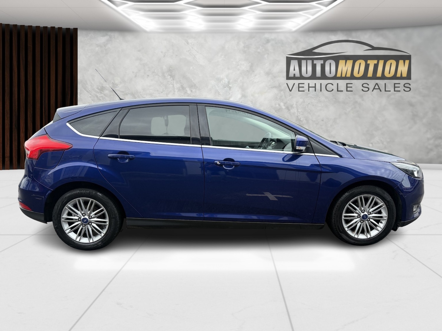 Used Ford Focus 2017 for sale - 76482910: Photo 8