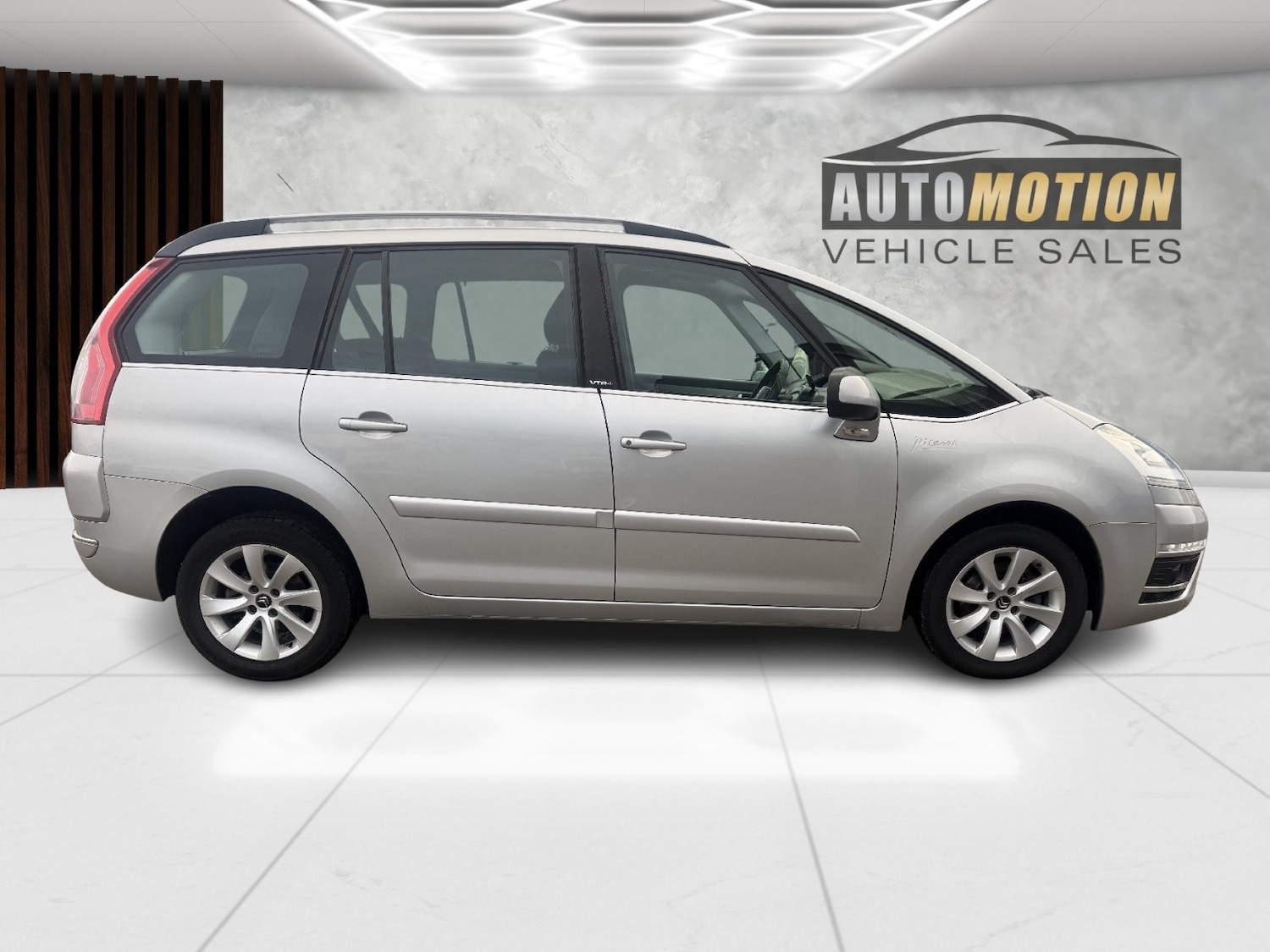 Used Citroen Grand C4 Picasso 2011 for sale - 77616376: Photo 8
