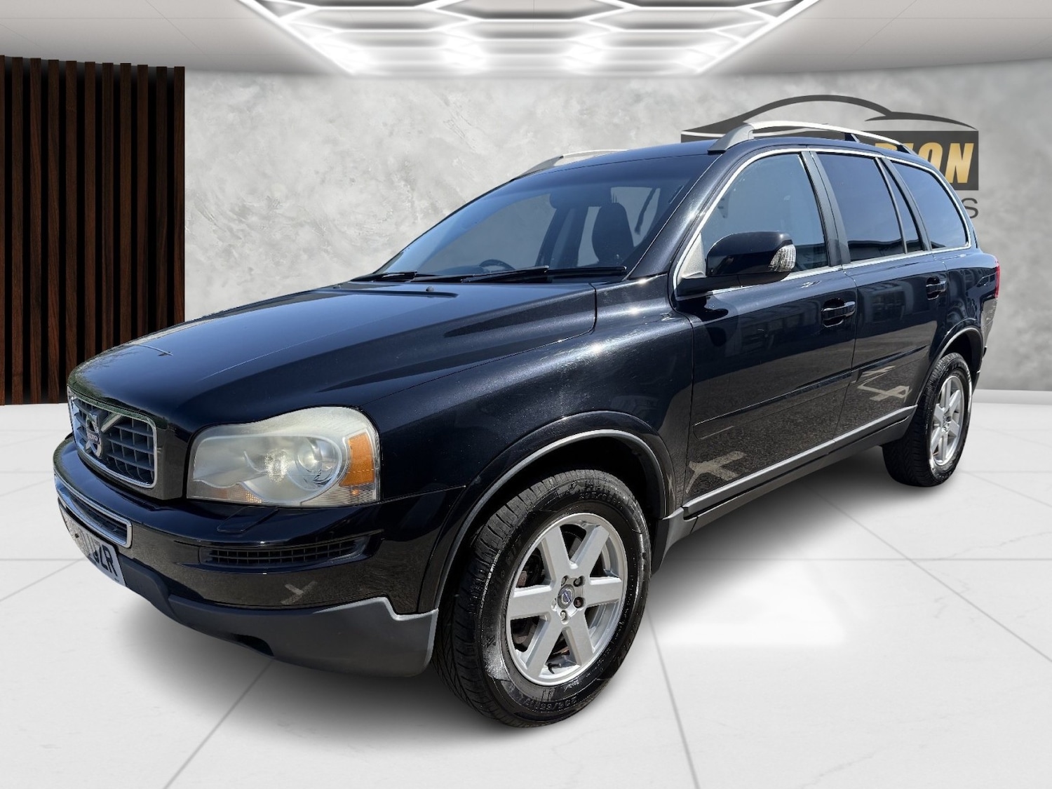 Used Volvo XC90 2010 for sale - 78168724: Photo 3