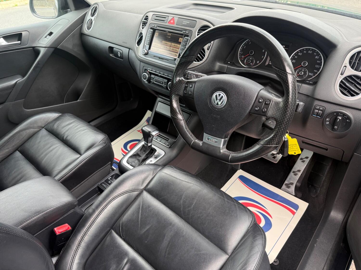Used Volkswagen Tiguan 2010 for sale - 76793060: Photo 9