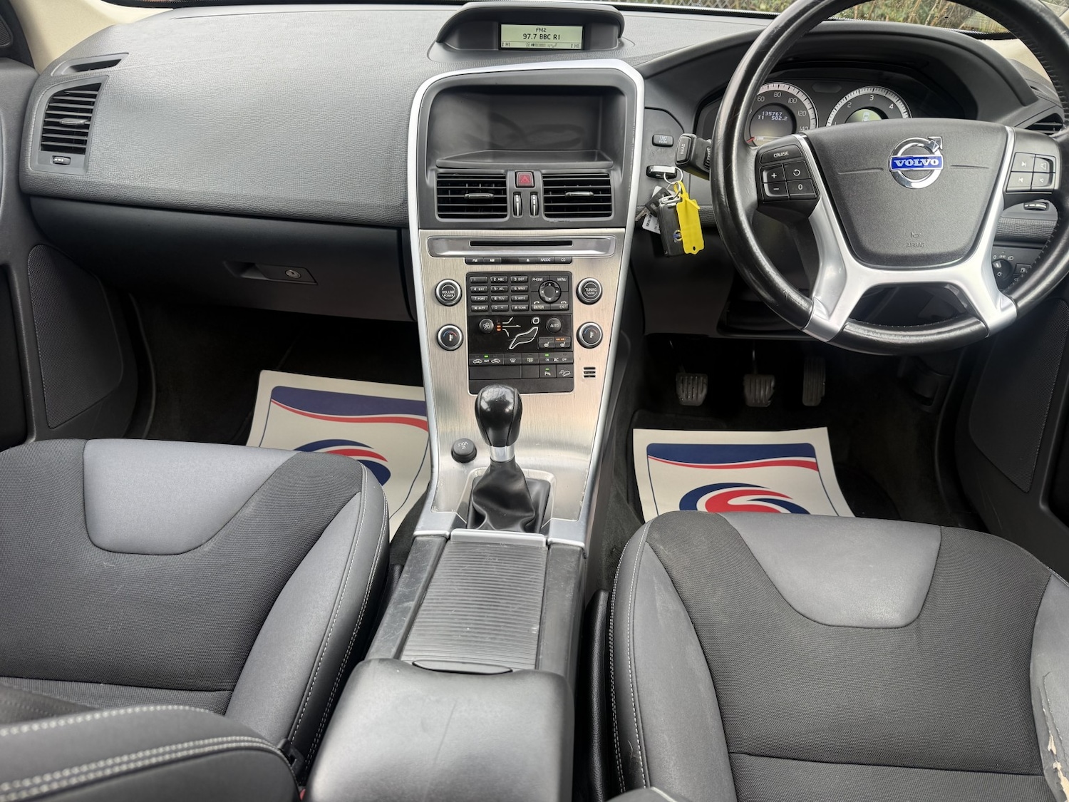 Used Volvo XC60 2009 for sale - 77459963: Photo 8