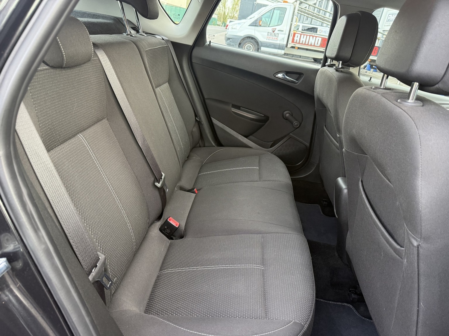 Used Vauxhall Astra 2013 for sale - 78038915: Photo 12