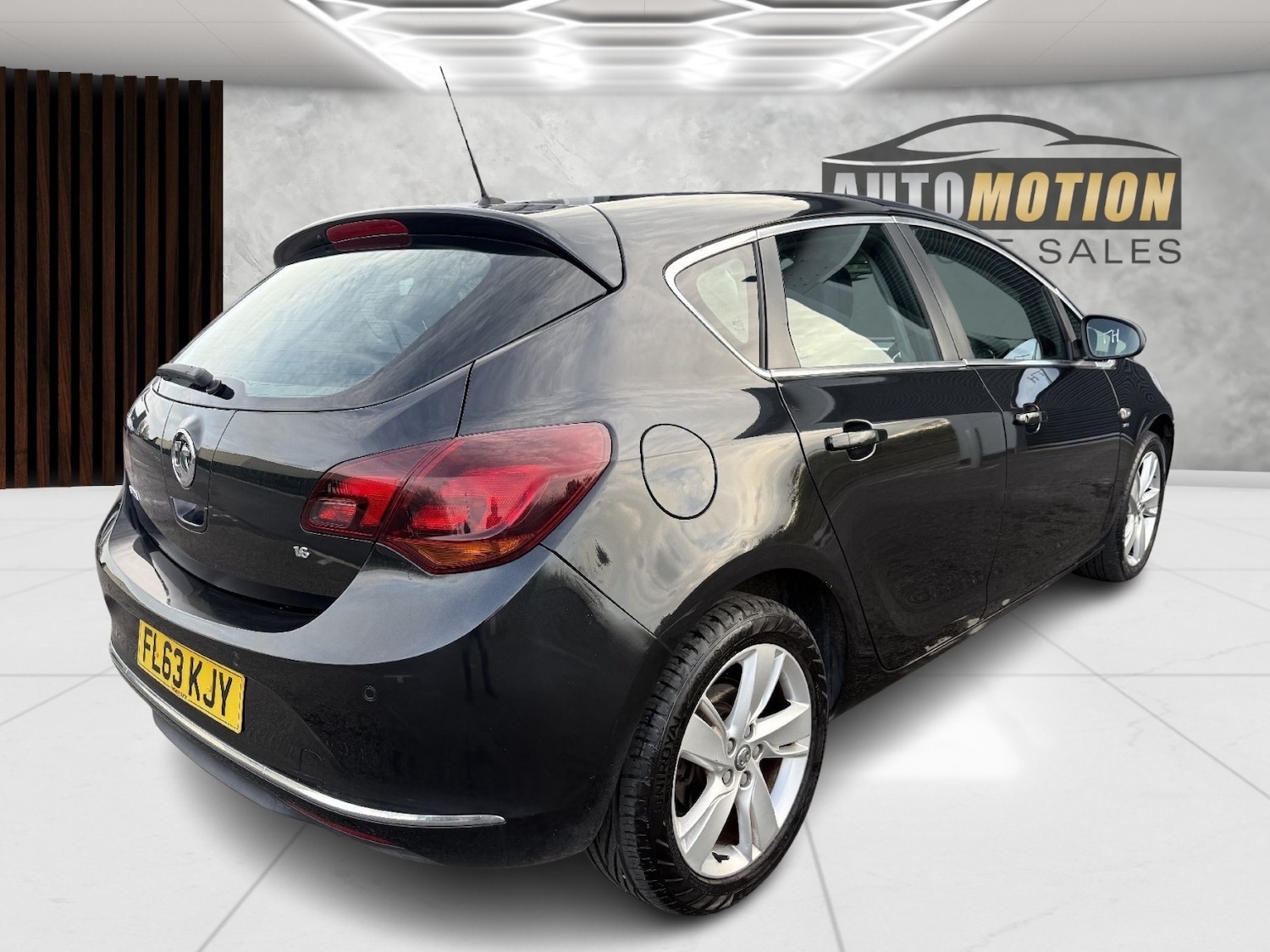 Used Vauxhall Astra 2013 for sale - 78038915: Photo 7