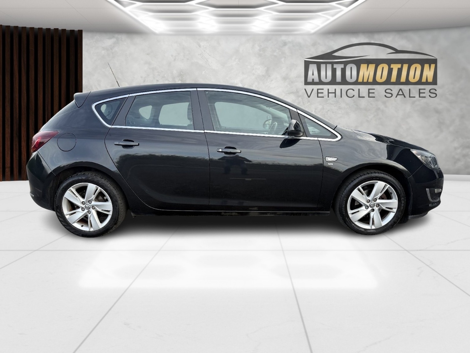 Used Vauxhall Astra 2013 for sale - 78038915: Photo 8