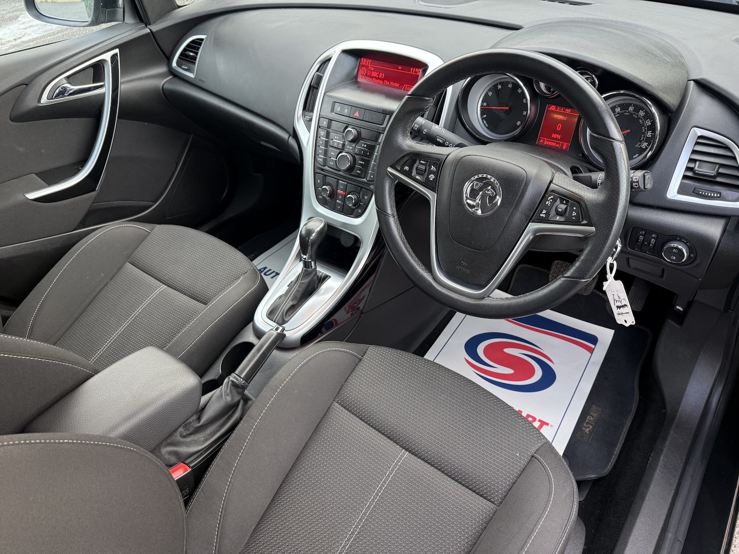 Used Vauxhall Astra 2013 for sale - 78038915: Photo 9