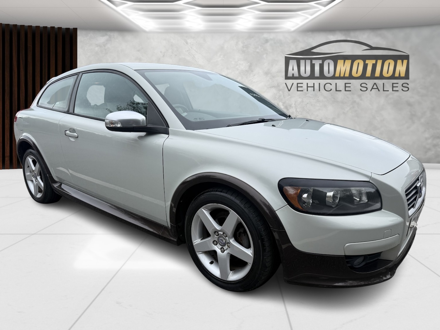 Used Volvo C30 2008 for sale - 76211789: Photo 1