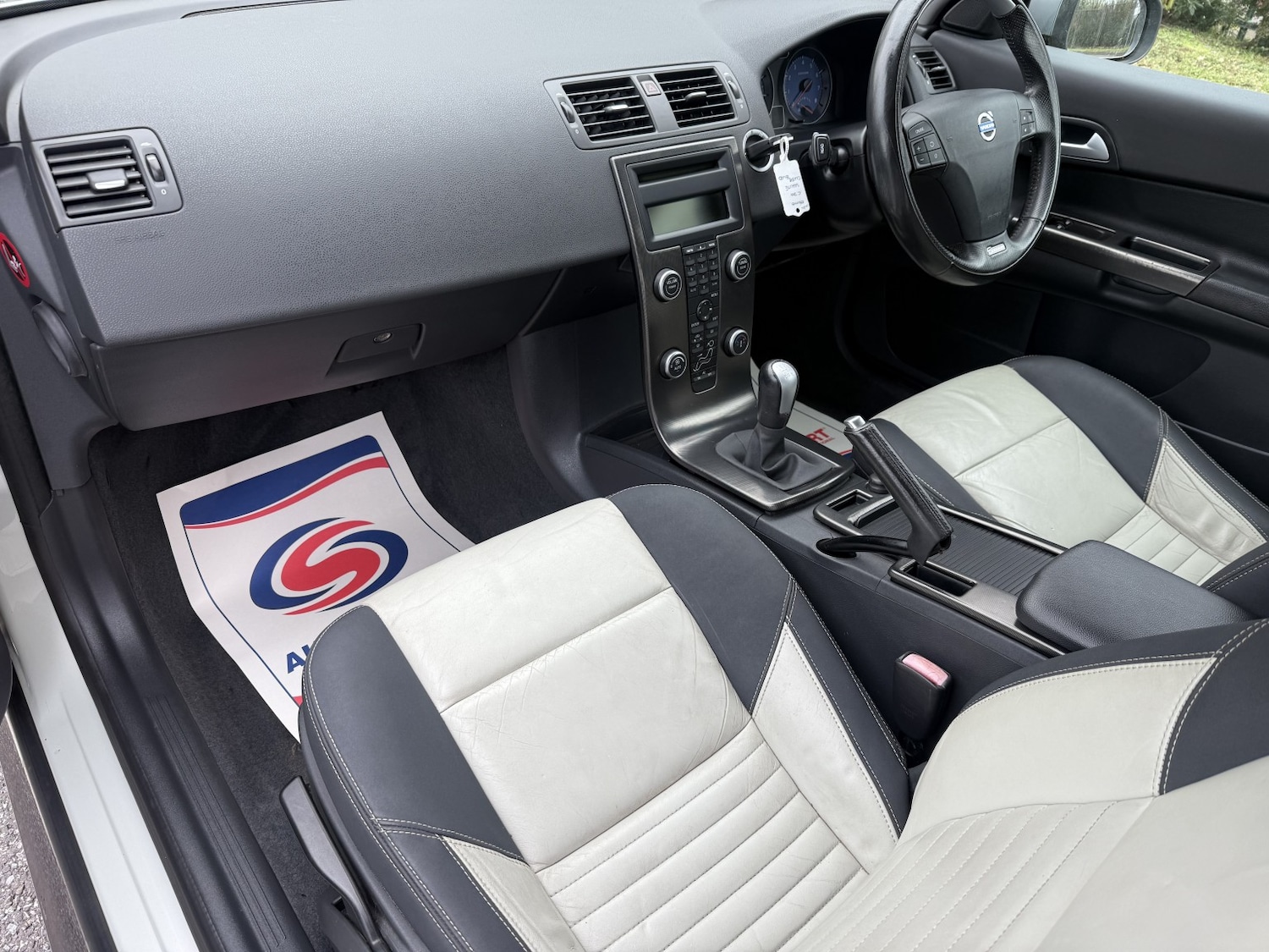 Used Volvo C30 2008 for sale - 76211789: Photo 10