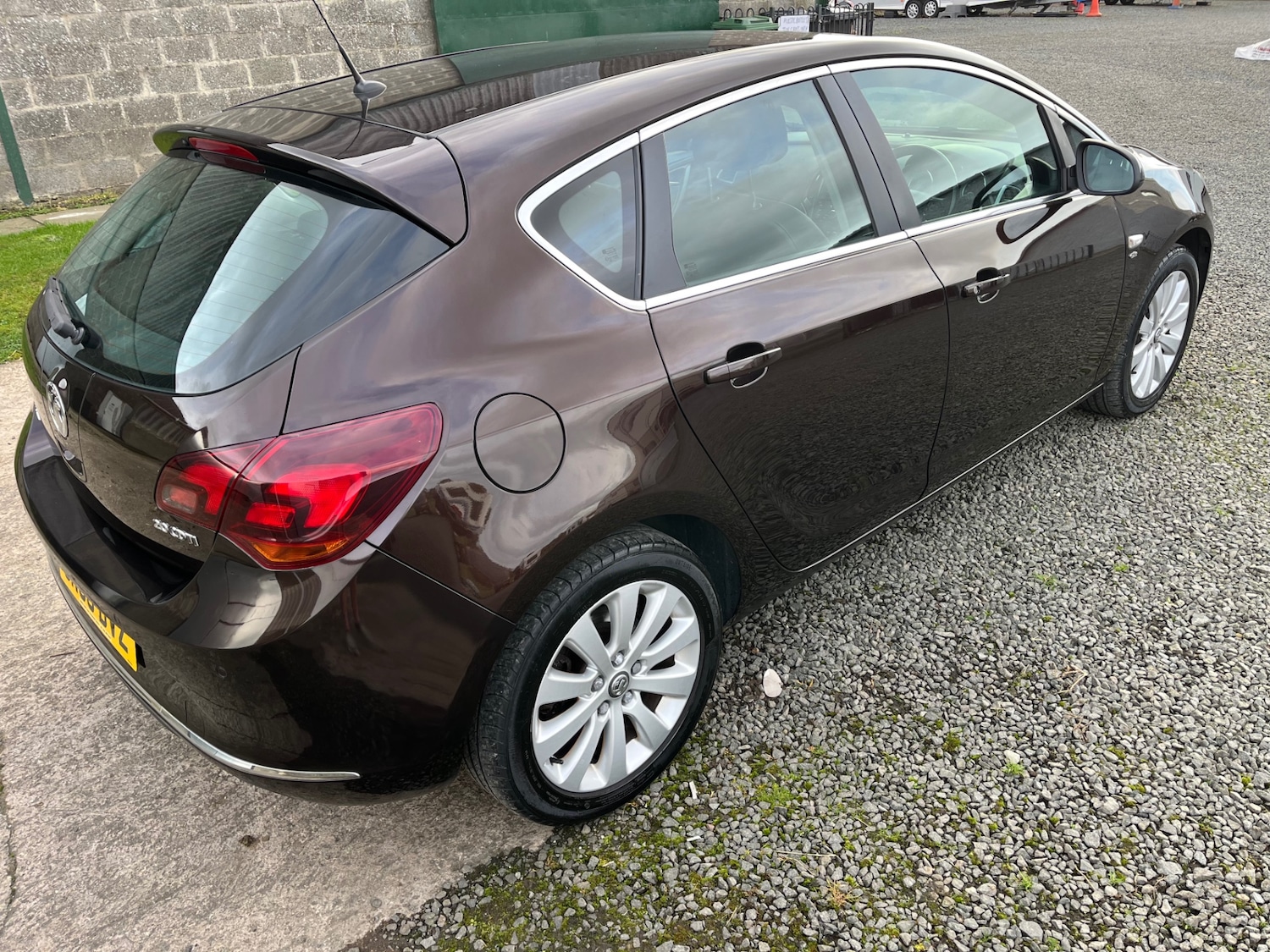 Used Vauxhall Astra 2013 for sale - 76391823: Photo 2