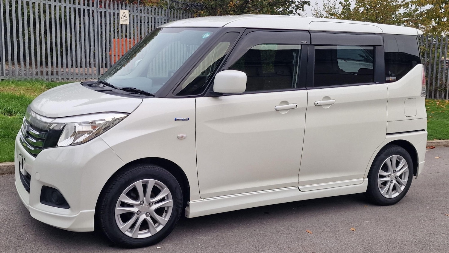 Used Suzuki Swift 2015 for sale - 76196953: Photo 14