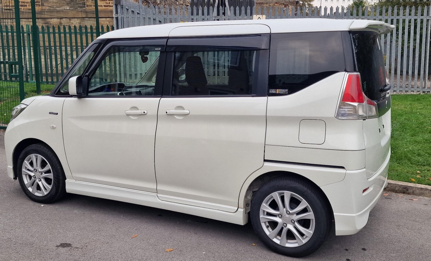 Used Suzuki Swift 2015 for sale - 76196953: Photo 15