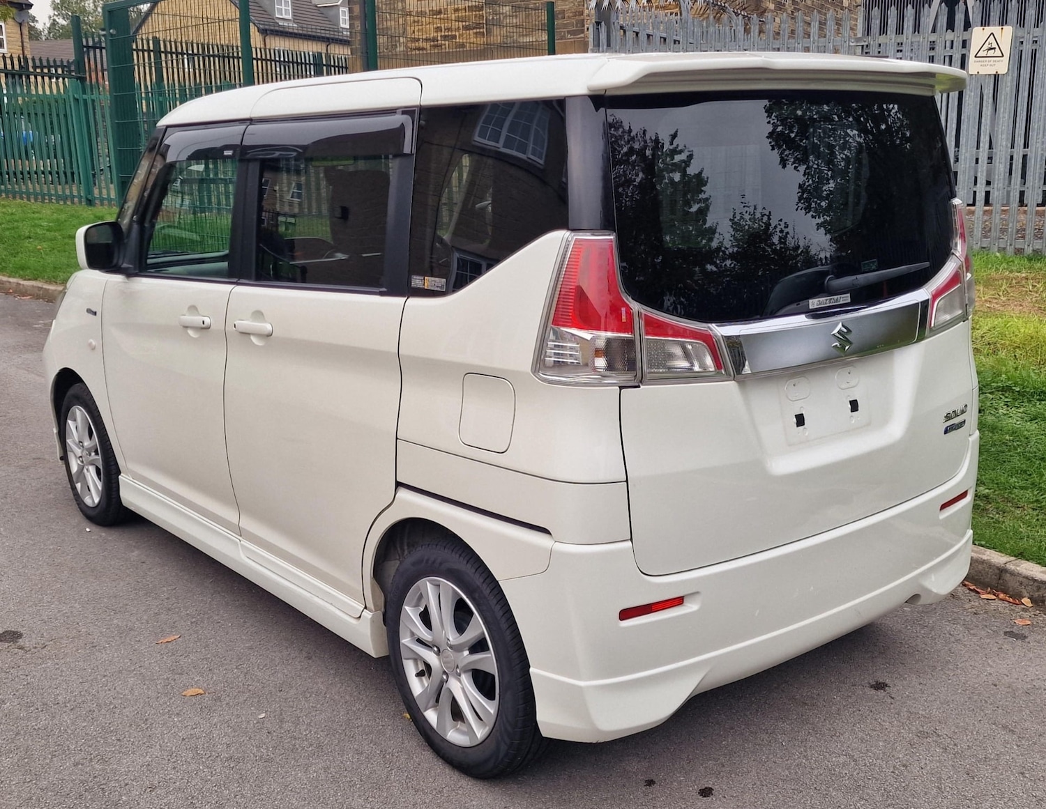 Used Suzuki Swift 2015 for sale - 76196953: Photo 21