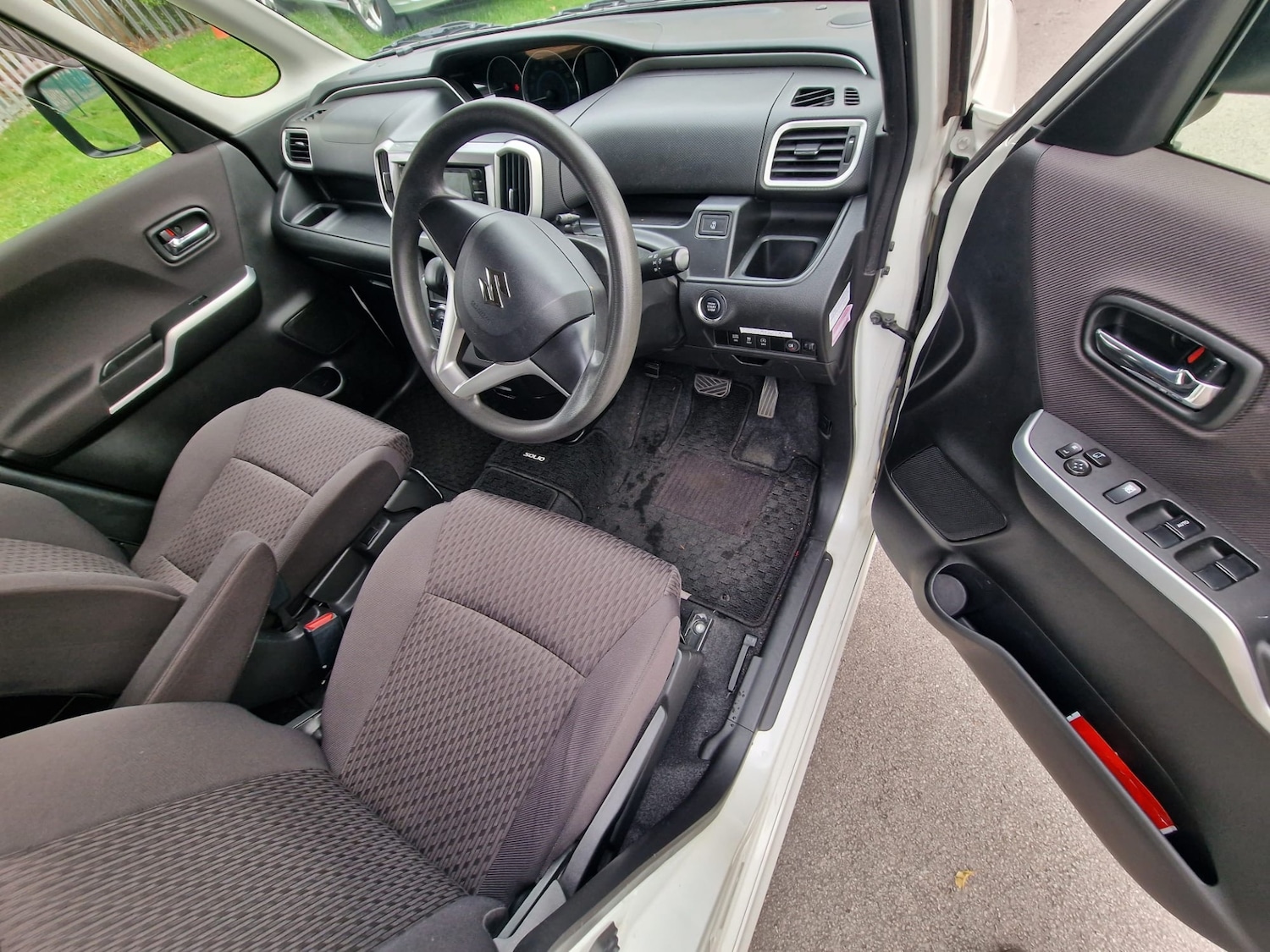 Used Suzuki Swift 2015 for sale - 76196953: Photo 23