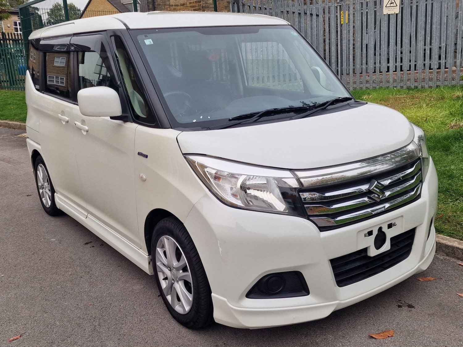 Used Suzuki Swift 2015 for sale - 76196953: Photo 30