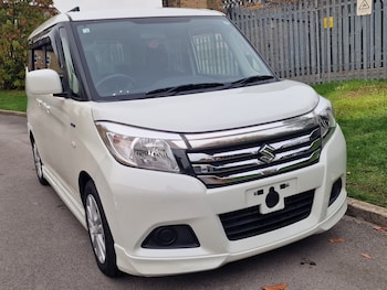 Used Suzuki Swift 2015 for sale - 76196953: Photo