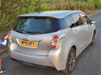 Used Toyota Verso 2015 for sale - 76268795: Photo